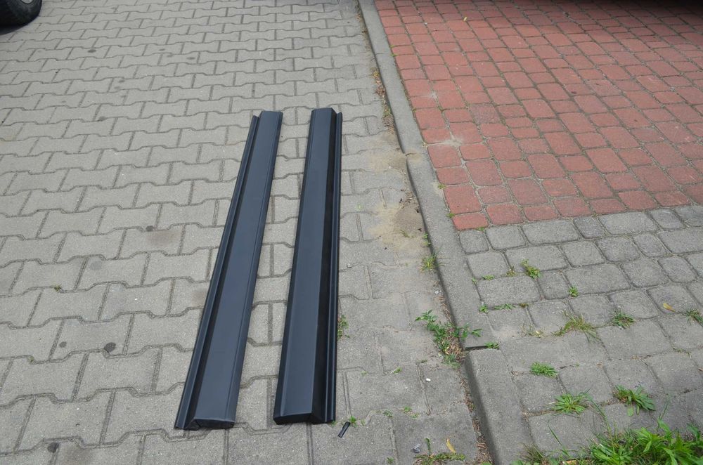 Progi zewnętrzne do BMW e24