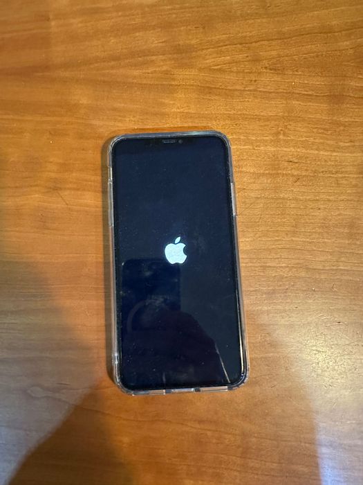 IPhone 11 como novo com capa