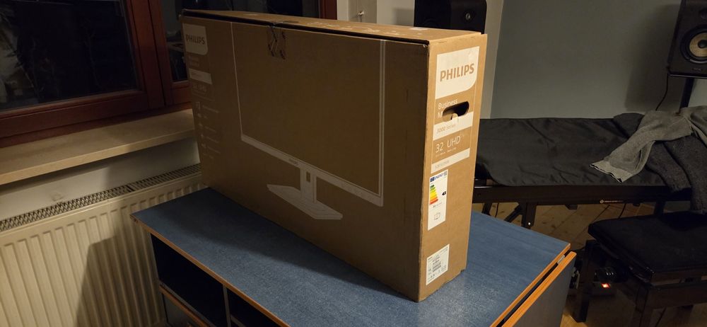 32-calowy monitor Philips 32B1U39 - nowy