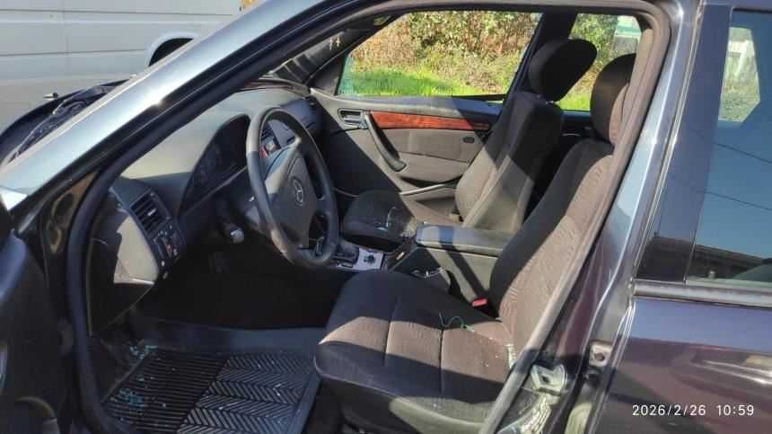 MB C220 CDi S202 125CV p/ Peças ou p/ Reparação