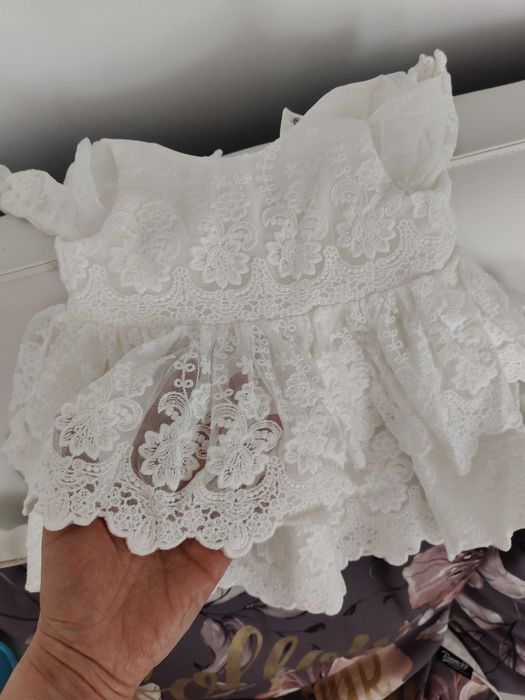 Zestaw na chrzciny sukienka buciki opaska