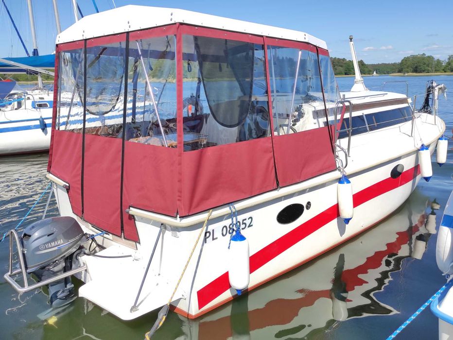 Sprzedam lub zamienię   jacht,houseboat,Weekend 820