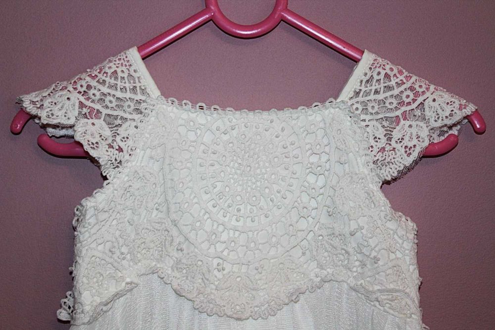 Elegancka sukienka biała. Sukienka biała. Na roczek lub chrzest