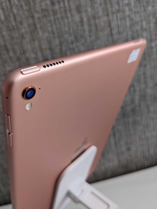 iPad Pro 9.7 на 32 GB #124