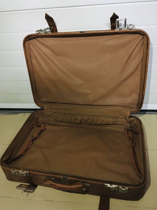 Mala de viagem VINTAGE em couro