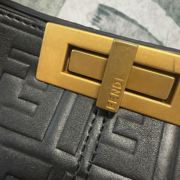 Fendi torebka damska NOWA
