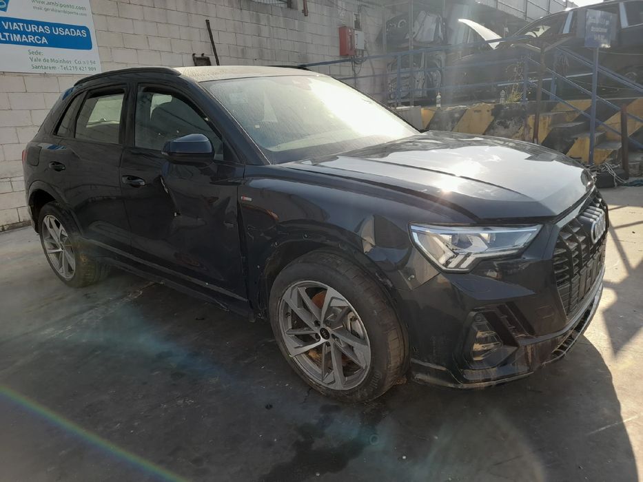 Para peças AUDI Q3 (F3B)