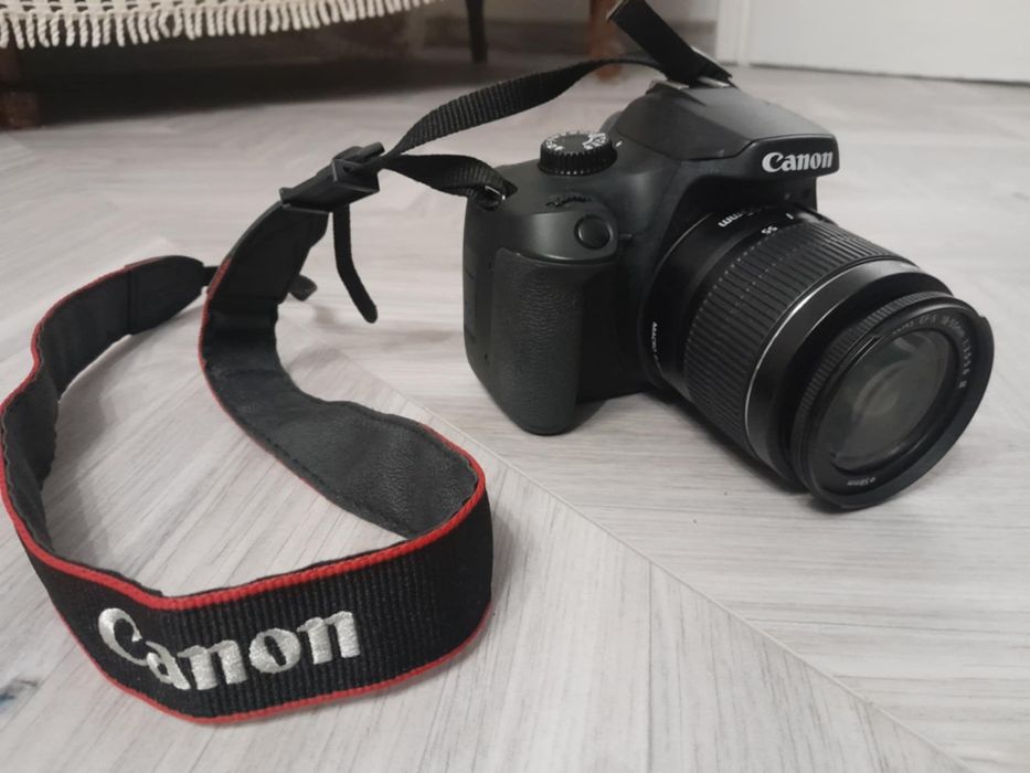 Aparat Canon EOS 4000D + dodatki