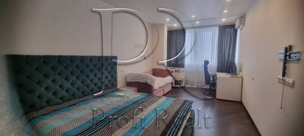 Продаж 2 к ЖК Лазурний Блюз , Туманяна, 15-А,Лівобережний м-в