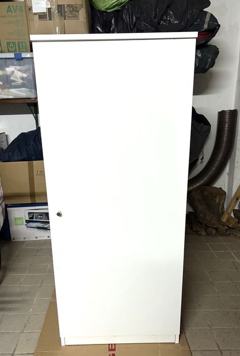 Movel de frigorifico e microondas de cozinha ou escritorio