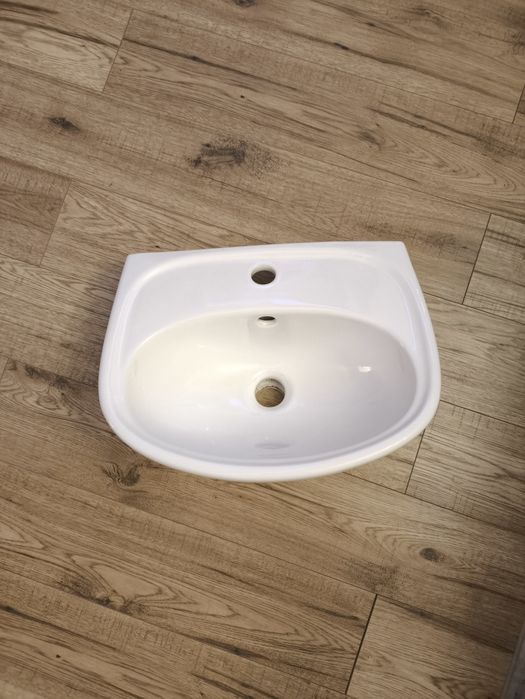 Umywalka mała 44,5x34cm