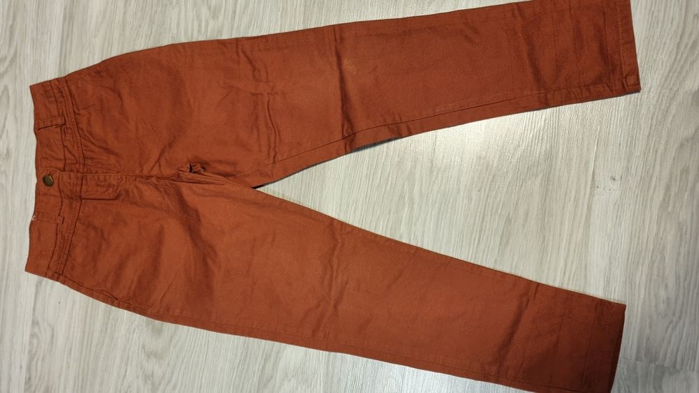 Nowe spodnie rozm 128