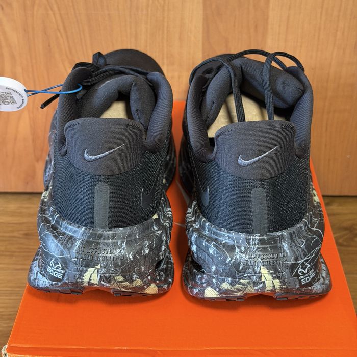 Оригінальні Nike Vomero Premium розмір 12us