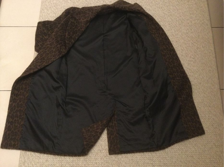 Продам пальто WEEKEND MAX MARA