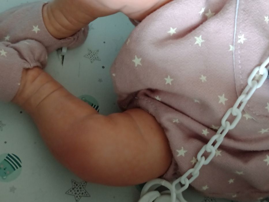 Lalka reborn Violet firmy Munecas Guca