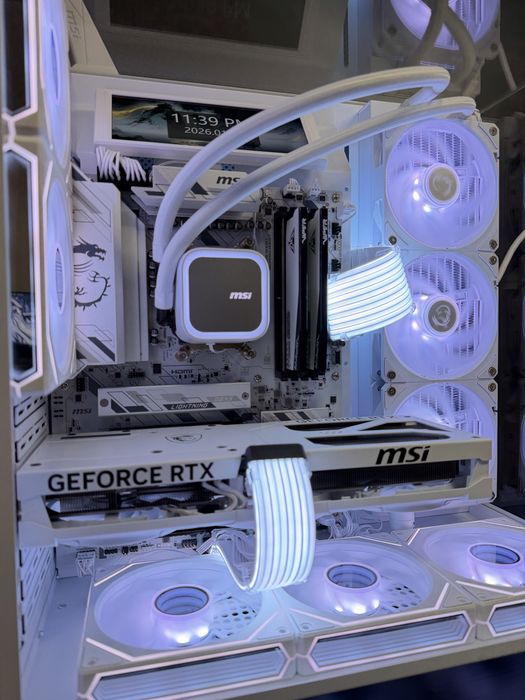 Digital PC Apex Monarch | Ryzen 7 9800X3D + RTX5080