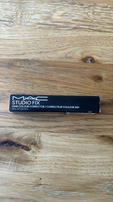 Korektor Mac Studio Fix Pink NOWY