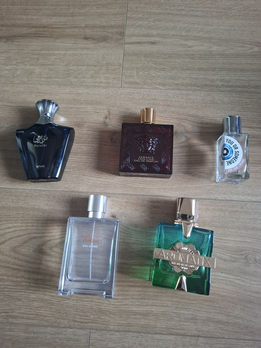 Puste flakony po perfumach