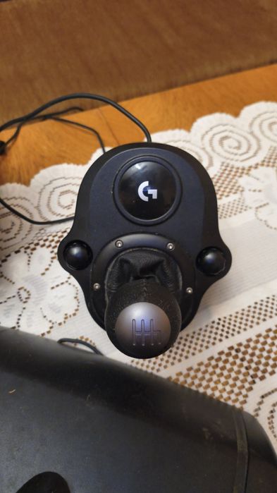 Logitech g29 z shifterem