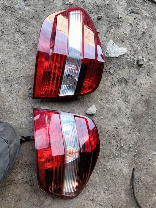 Lampy tylne Mercedes Benz ML W164 Prawa Lewa Wysyłka