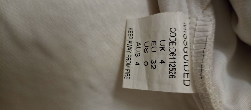 Biała sukienka- Miss Guided rozmiar 34