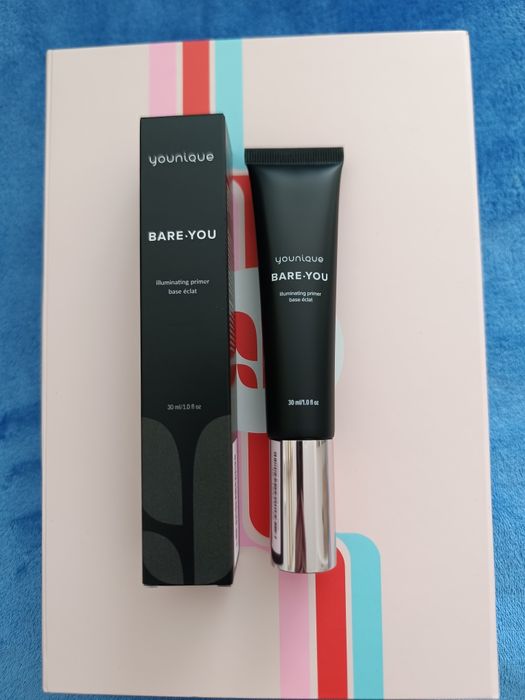 Baza pod makijaż rozświetlająca Younique