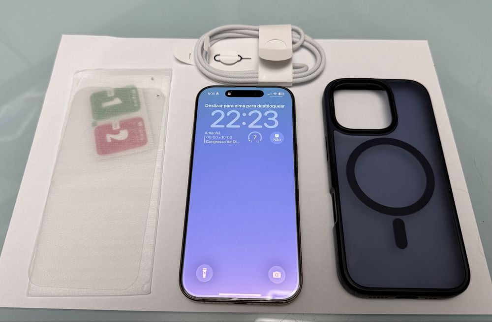 Apple iPhone 16 Pro 128GB Deserto com capa e pelicula