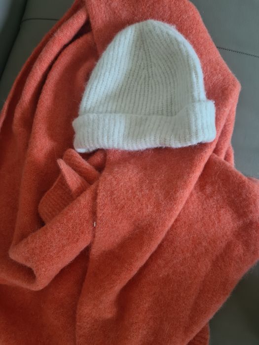 Sezane komplet czapka i szalik