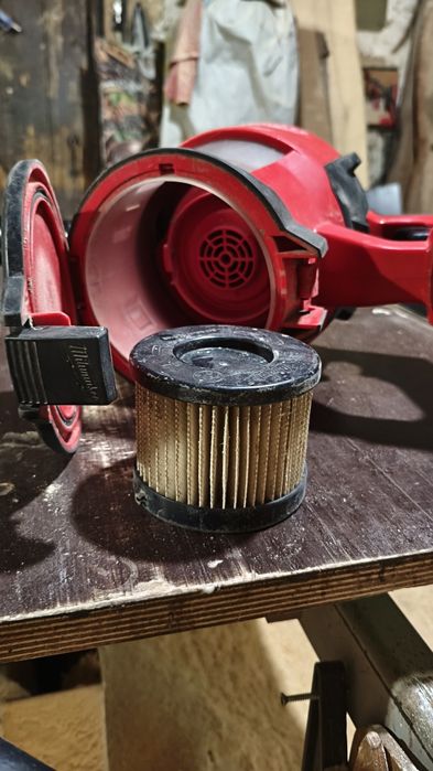 Пилосос Milwaukee M18