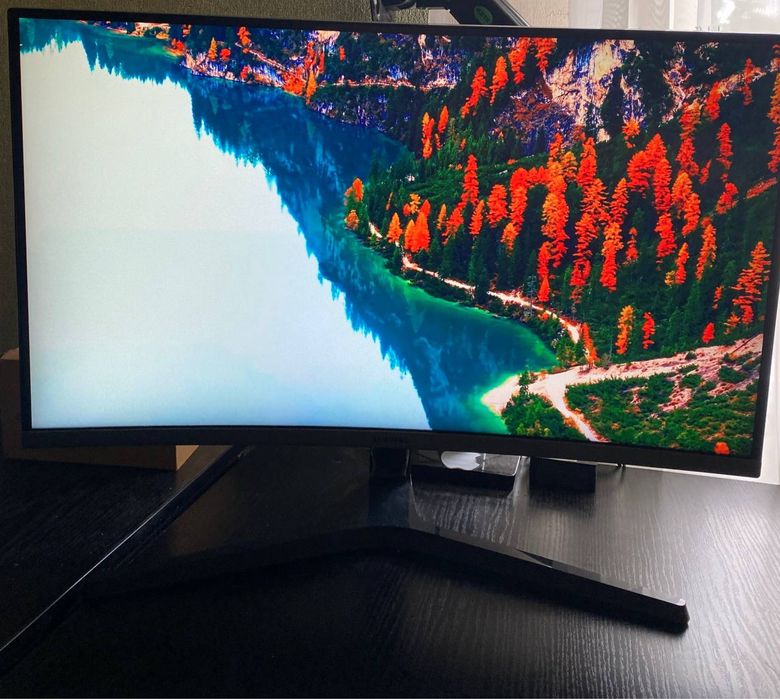 Монітор Samsung C27R500 "27" Curved(вигнутий), VA, FreeSync