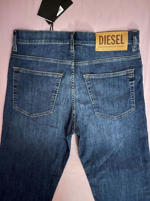 Wyprzedaż spodnie męskie Diesel.