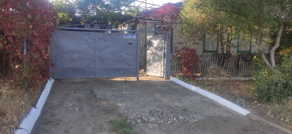 Продам дом  пгт Жданово(Надіївка), Солонянский район. Дніпро