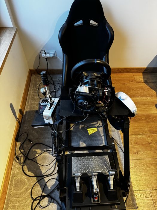 Rig z kierownicą Thrustmaster T300RS, TLCM, TH8A + TSS