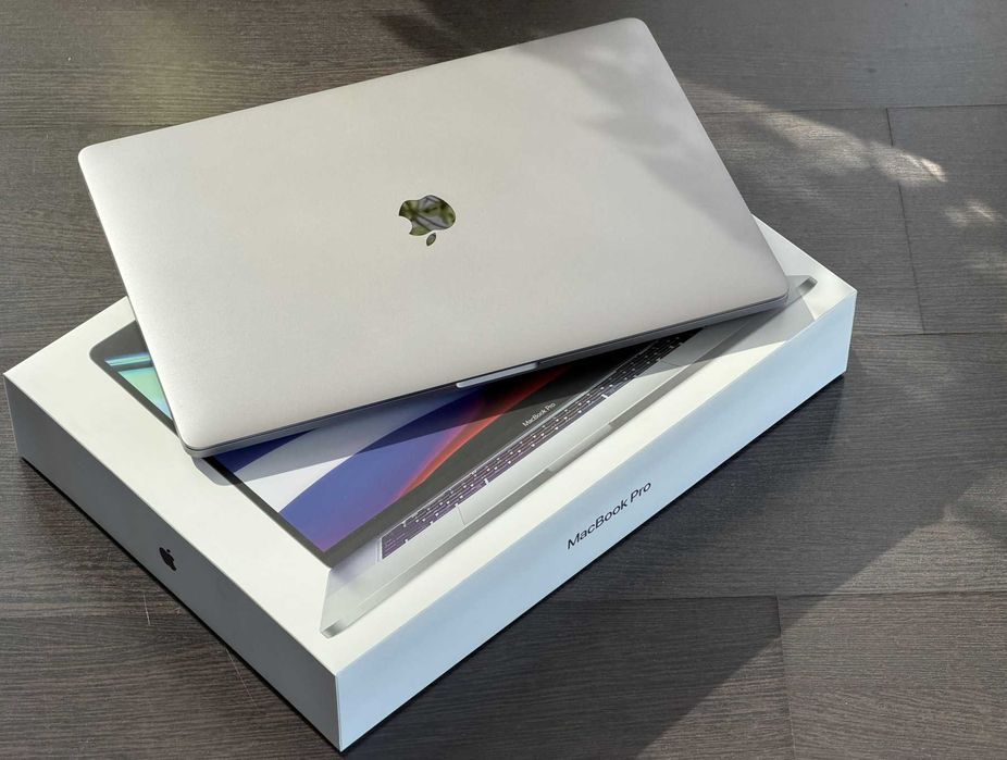 Apple Macbook Pro 16" (Avariado)