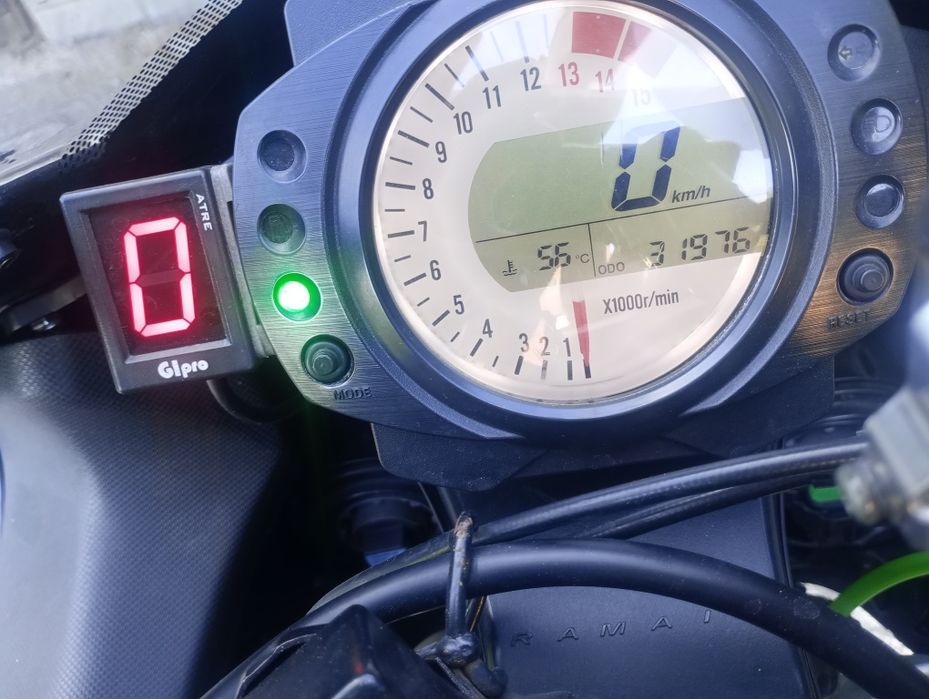 Sprzedam Kawasaki ZX 10R