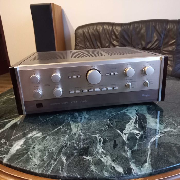 accuphase c-200v