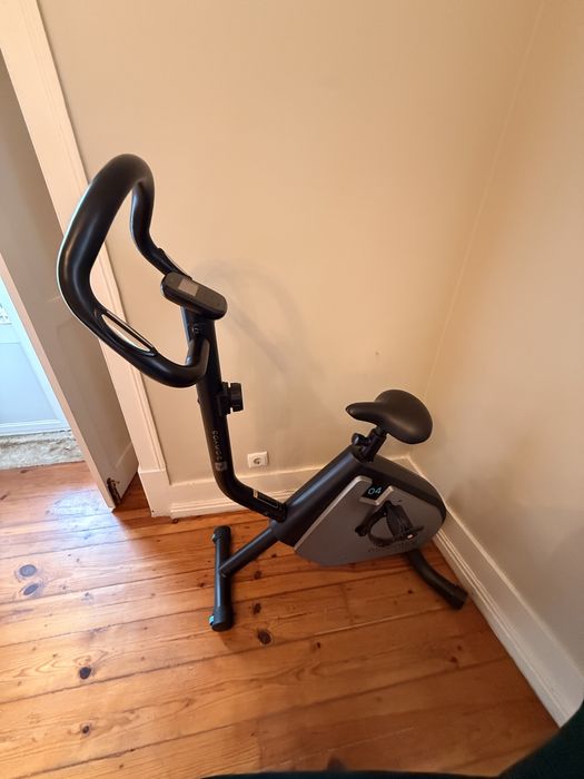 DOMYOS Bicicleta Estática ESSENTIAL 2