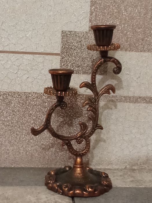 Подсвечник на две свечи бронза