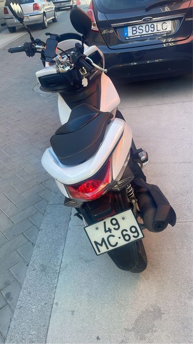 Pcx 2012.