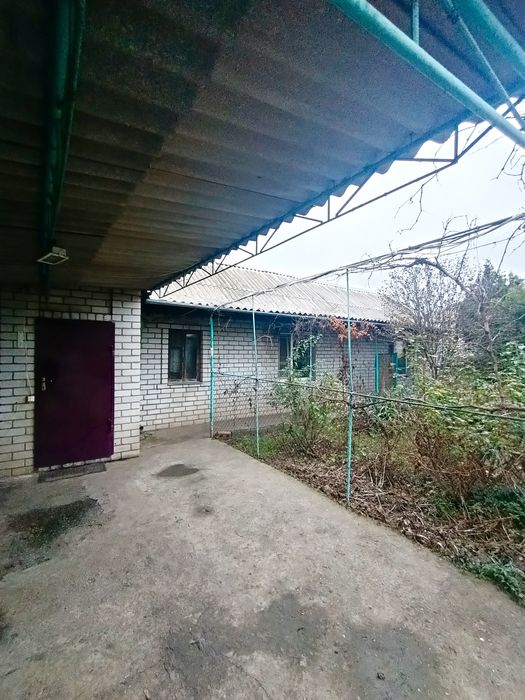 Будинок р-н Тополь в.Дружби