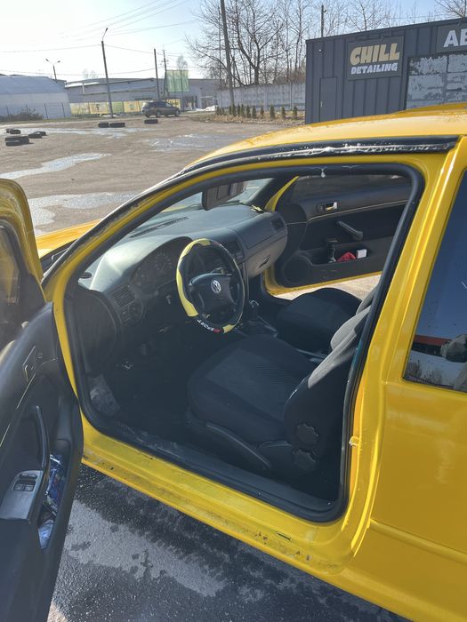 Volkswagen Golf IV