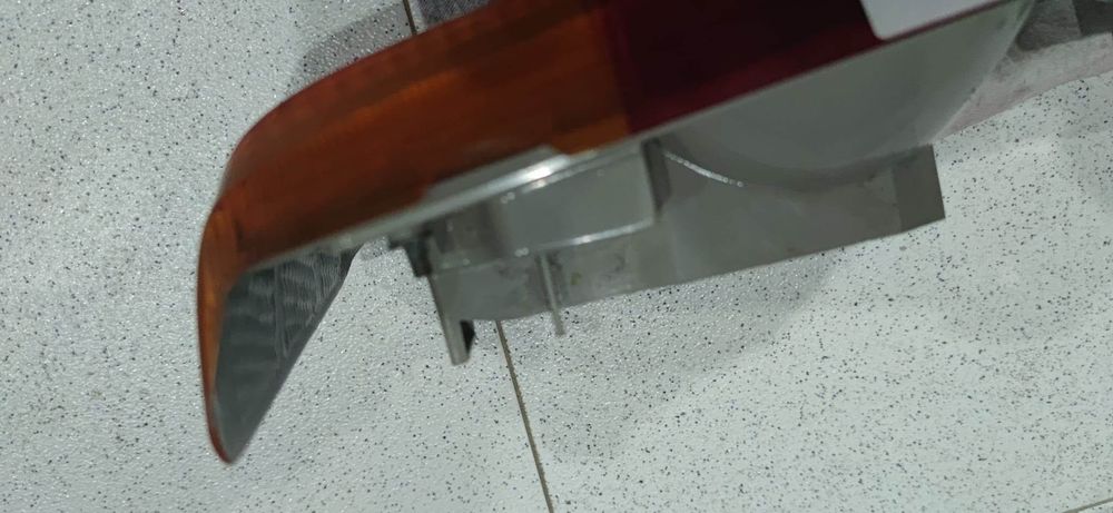 Farolim Ford Escort MK3 traseiro esquerdo