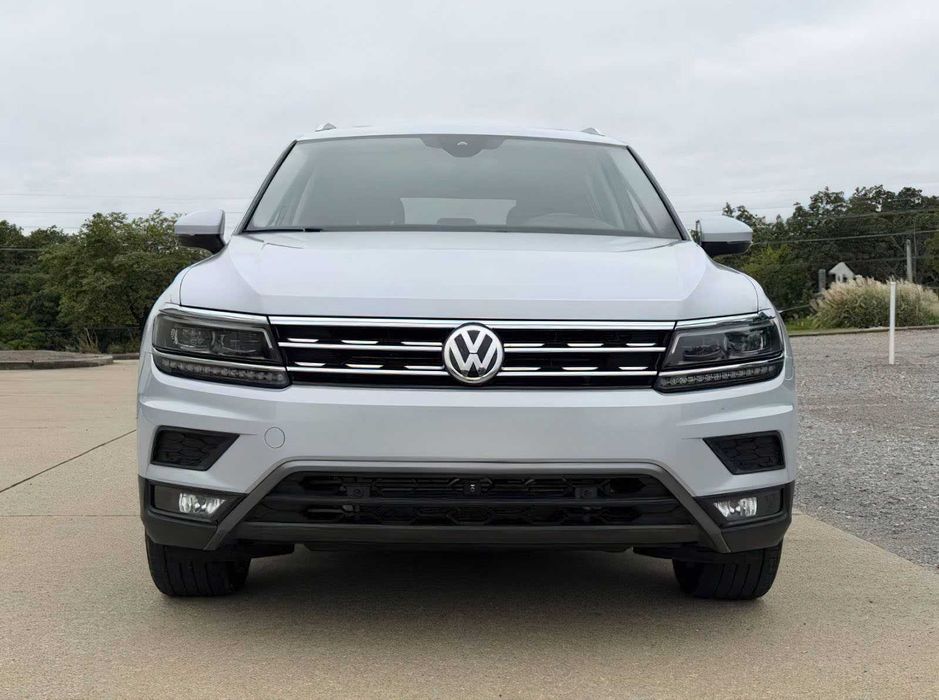 Volkswagen Tiguan      2019