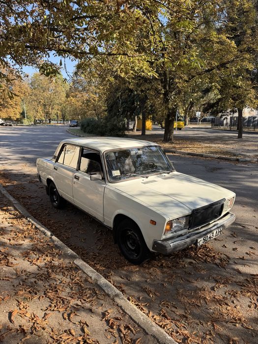 Продам ваз 2107 бензин