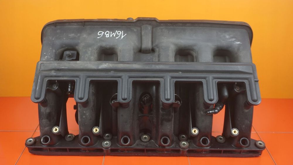 X5 E53 X3 E39 E46 E60 3.0 B 06r 231KM M54B30 kolektor ssacy 7523291