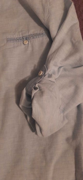 Sprzedam błekitna koszule chlopięca