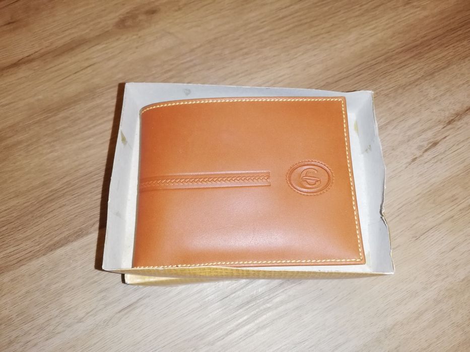 Carteira em pele original - nova