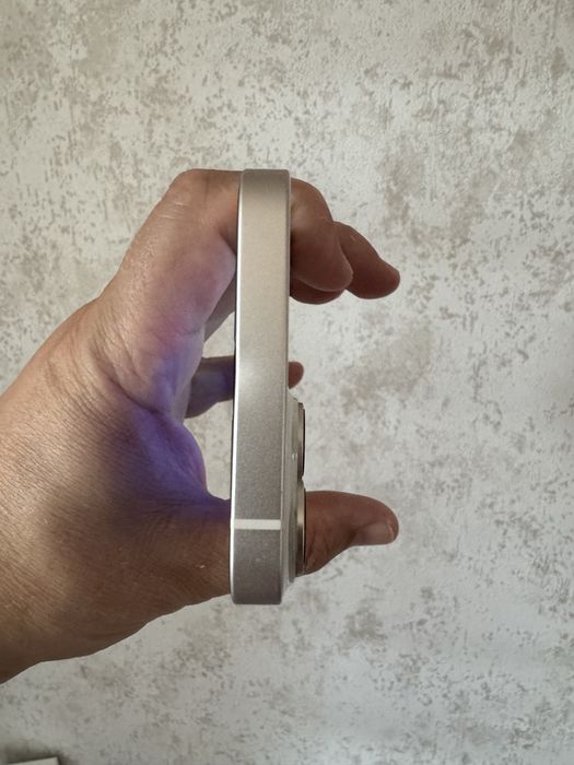 Продам Iphone 14 128GB