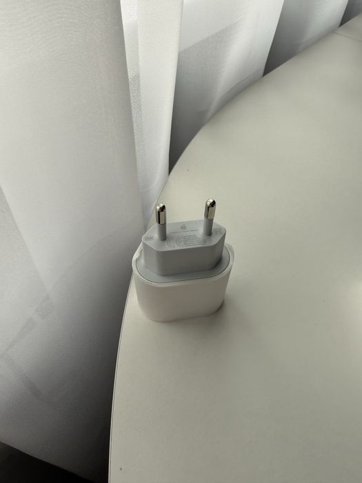 Блок для зарядки адаптер живлення 20W iphone ipad apple новый оригинальный