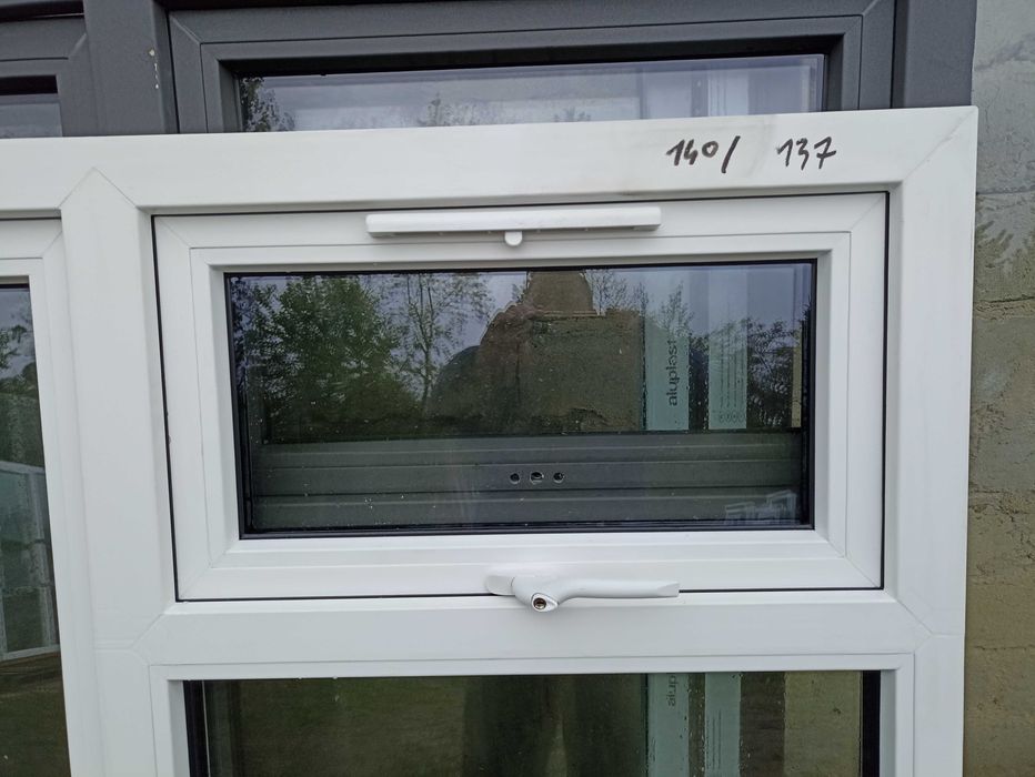 Okno pcv 140/137 białe na zewnątrz otwierane